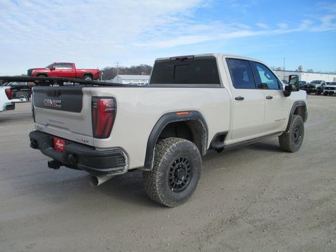 New 2026 GMC Sierra 2500 AT4X w/ AT4X AEV Edition image 5