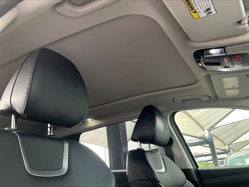 Certified 2025 Hyundai Tucson Limited AWD/4WD image 14