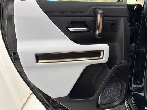 New 2025 GMC Hummer EV 3X image 14