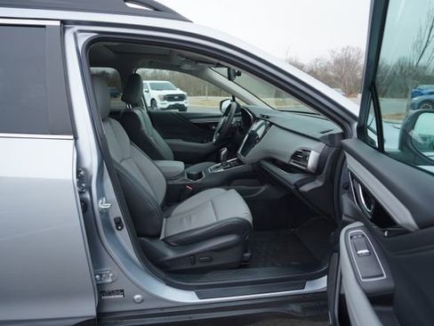 Used 2025 Subaru Outback Limited w/ Popular Package #2 image 21