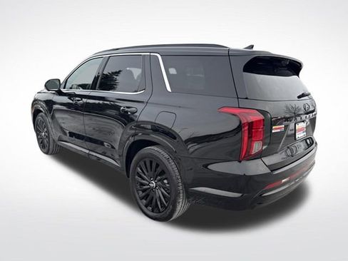 Used 2025 Hyundai Palisade Calligraphy AWD/4WD image 3