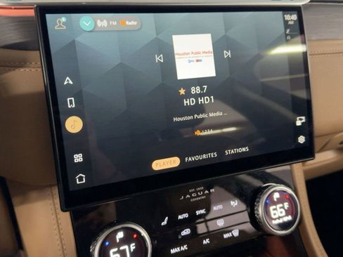 Used 2022 Jaguar F-PACE S image 23