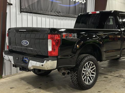 Used 2017 Ford F250 Lariat w/ Lariat Ultimate Package image 30