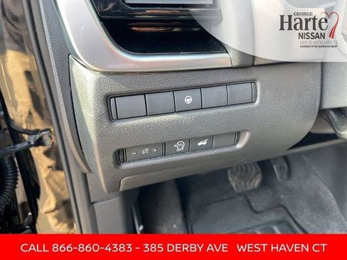 Certified 2026 Nissan Rogue SL AWD/4WD image 29