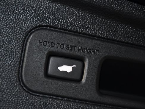 Certified 2025 Acura MDX SH-AWD image 52