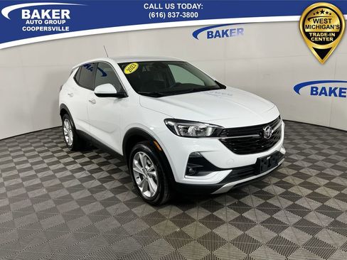 Used 2023 Buick Encore GX Preferred w/ Cold Weather Comfort Package image 2