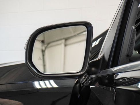Used 2025 Mercedes-Benz GLE 350 4MATIC image 43
