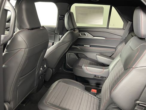 New 2026 Ford Explorer ST-Line w/ ST-Line Street Pack AWD/4WD image 14