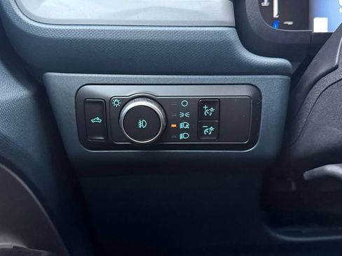 New 2025 Ford Maverick Lobo AWD/4WD image 39