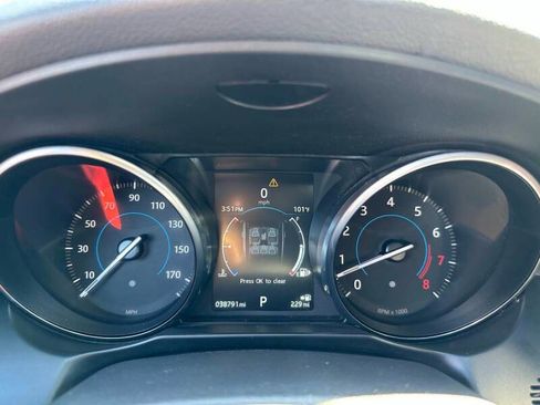 Used 2016 Jaguar XF R-Sport image 21