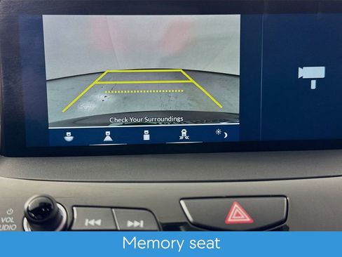 Used 2025 Acura RDX SH-AWD image 16