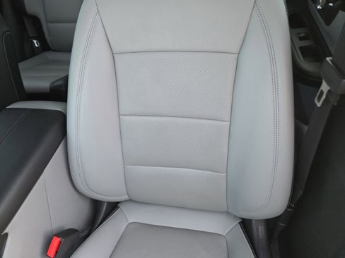 Used 2022 GMC Terrain SLT FWD image 22