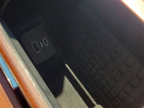 Certified 2023 Lincoln Navigator Reserve image 28