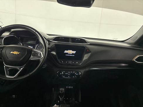 Used 2021 Chevrolet TrailBlazer ACTIV w/ Technology Package image 21