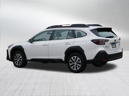 Certified 2023 Subaru Outback AWD/4WD image 5