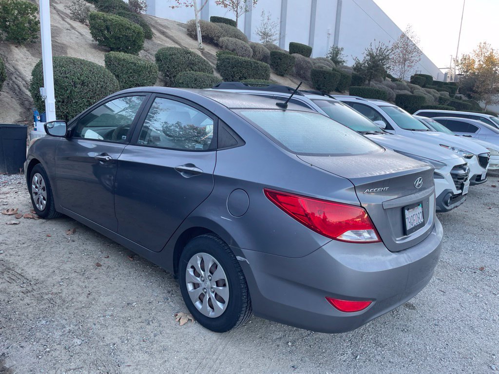 Used 2015 Hyundai Accent GLS FWD image 5