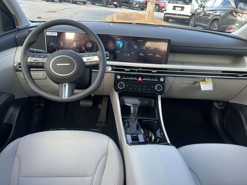 New 2026 Hyundai Tucson SEL FWD image 18
