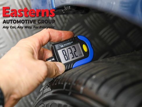 Used 2022 Dodge Charger R/T w/ Blacktop Package image 29