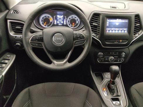 Used 2021 Jeep Cherokee Latitude image 22