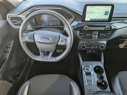 Used 2025 Ford Escape ST-Line FWD image 10