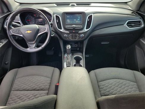 Used 2018 Chevrolet Equinox LT image 8