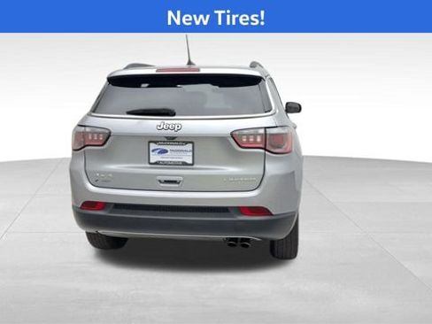 Used 2020 Jeep Compass Limited image 3