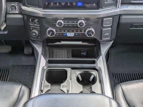 Used 2024 Ford F250 Lariat AWD/4WD image 19