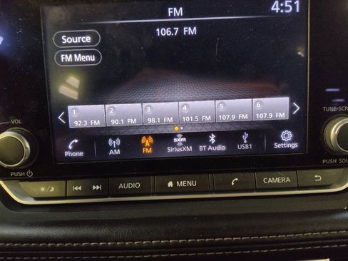 Used 2023 Nissan Rogue SV FWD image 25