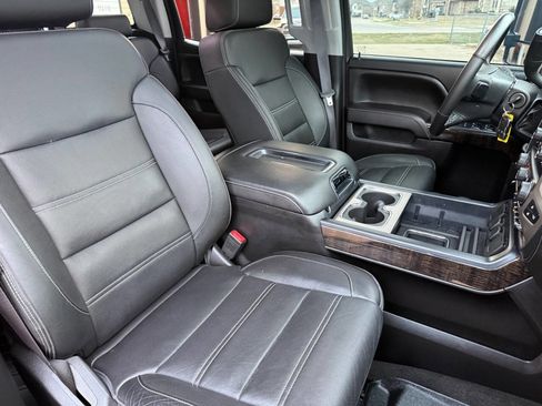 Used 2015 GMC Sierra 3500 Denali w/ Duramax Plus Package image 26
