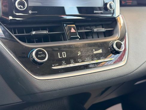 Used 2022 Toyota Corolla LE FWD image 20