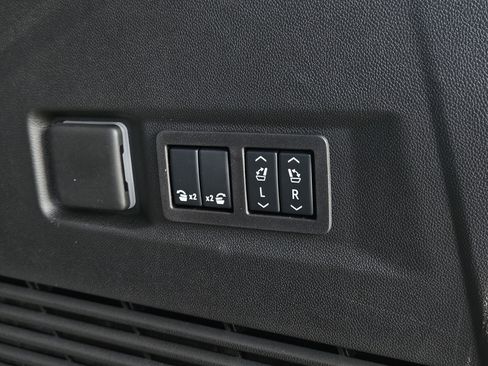 New 2026 Chevrolet Tahoe LT w/ Comfort Package image 9