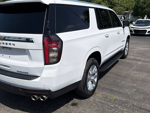 Used 2023 Chevrolet Suburban Premier AWD/4WD image 5