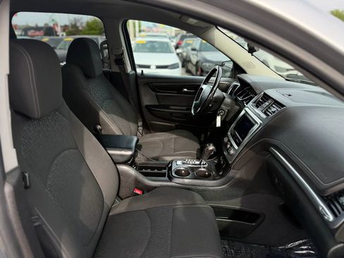 Used 2013 GMC Acadia SLE FWD image 42