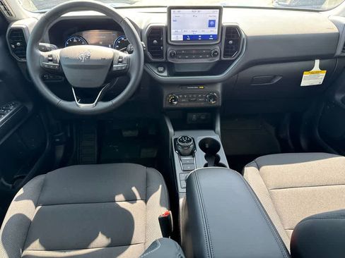 Used 2024 Ford Bronco Sport Badlands image 16