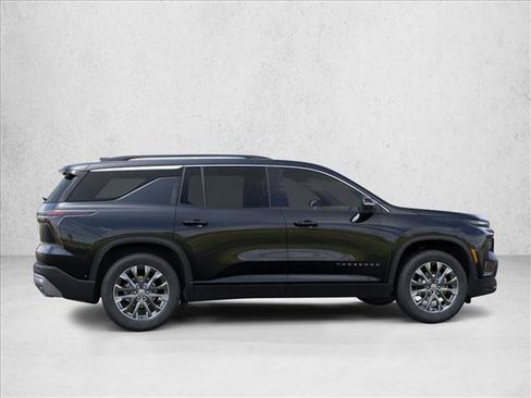 New 2026 Chevrolet Traverse LT w/ Sun and Wheel Package image 6