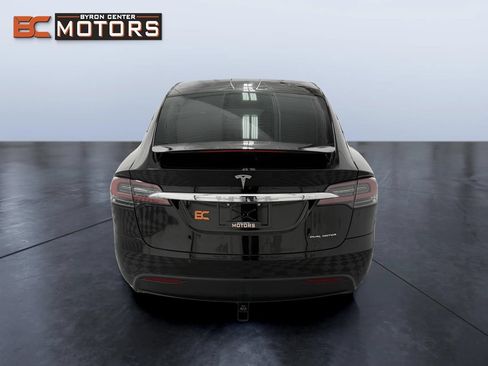Used 2020 Tesla Model X Long Range AWD/4WD image 7