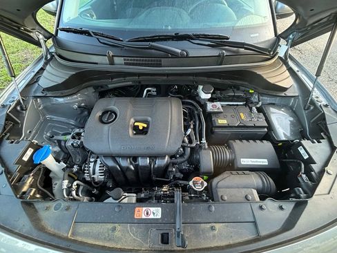 Used 2025 Kia Soul LX image 11