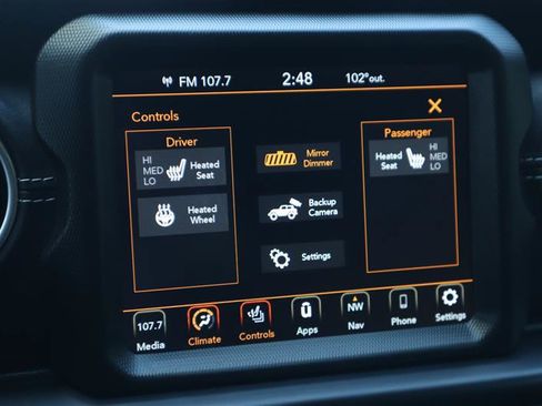 Used 2022 Jeep Wrangler Unlimited Sahara w/ Cold Weather Group image 14