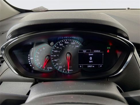 Used 2020 Chevrolet Trax LT w/ LT Convenience Package image 14