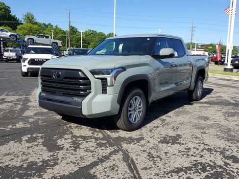 New 2026 Toyota Tundra SR5 AWD/4WD image 2