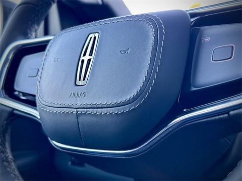 New 2025 Lincoln Navigator Reserve w/ Jet Appearance Package image 11
