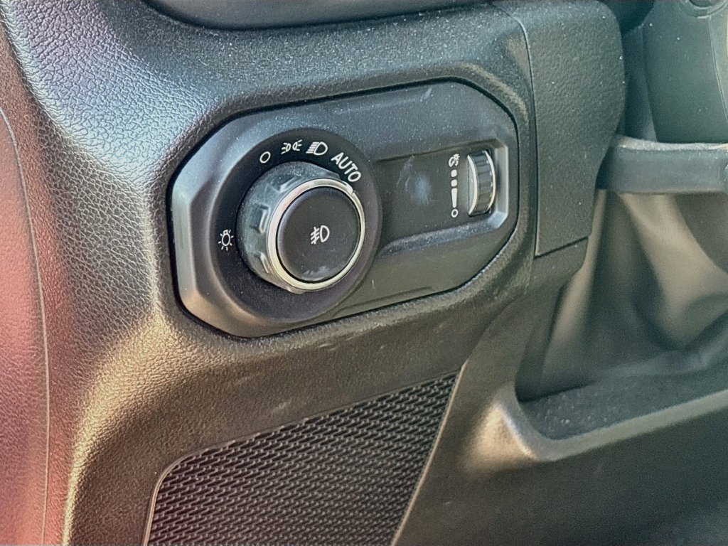 Certified 2023 Jeep Wrangler Unlimited Sahara w/ Cold Weather Group AWD/4WD image 11