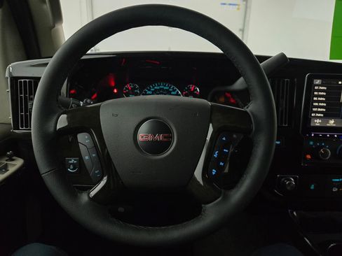 New 2025 GMC Savana 2500 w/ Driver Convenience Package image 21
