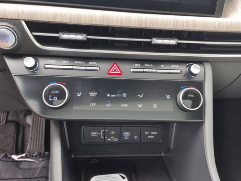 New 2026 Hyundai Sonata SEL FWD image 25