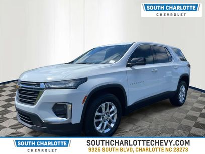 Used 2023 Chevrolet Traverse LS