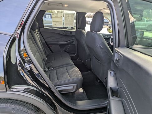 Certified 2025 Ford Escape Active image 35