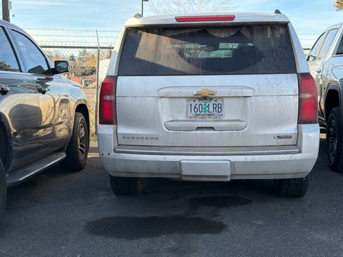 Used 2018 Chevrolet Suburban Premier image 4