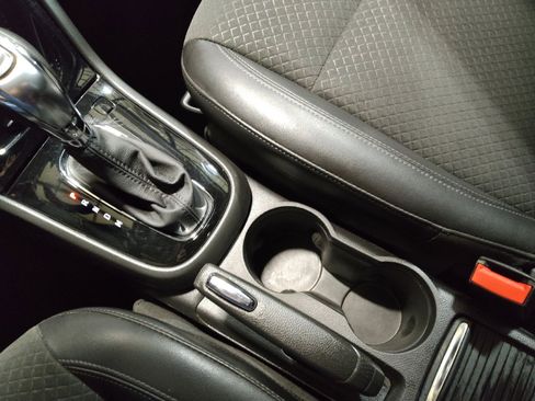 Used 2018 Buick Encore Preferred image 26