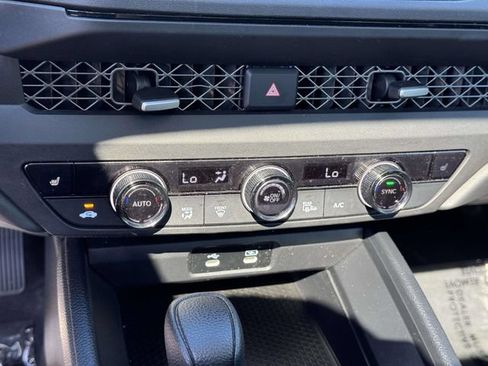 Certified 2023 Honda Accord EX image 28