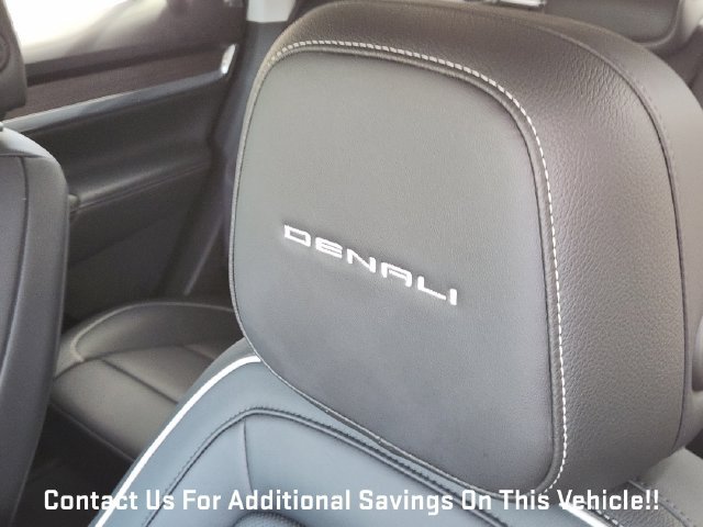 New 2027 GMC Terrain Denali w/ LPO, Black Badging Package AWD/4WD image 11
